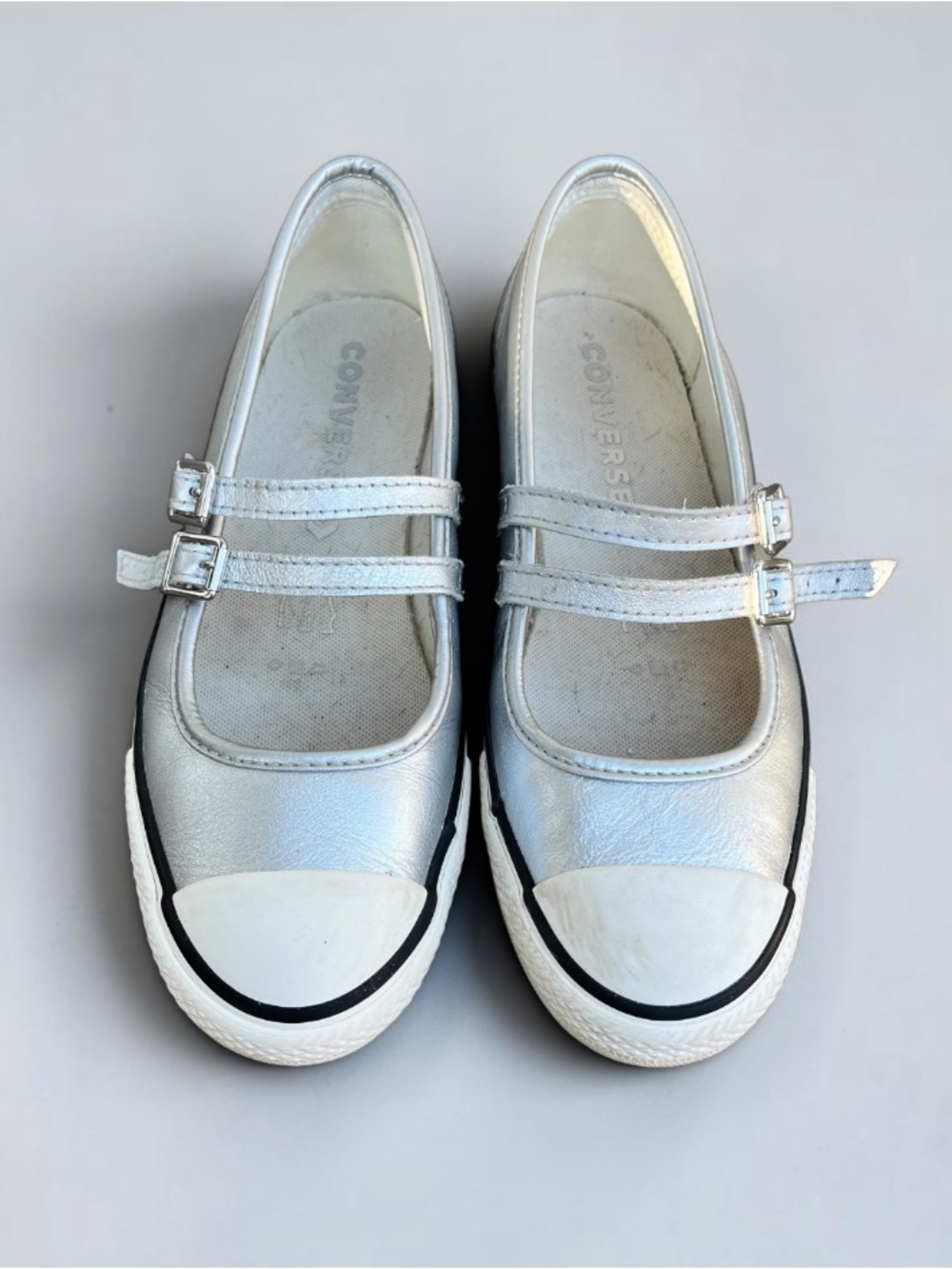 Converse Silver Metallic Double Buckle Mary Jane Women’s 7.5 - Picture 2 of 8